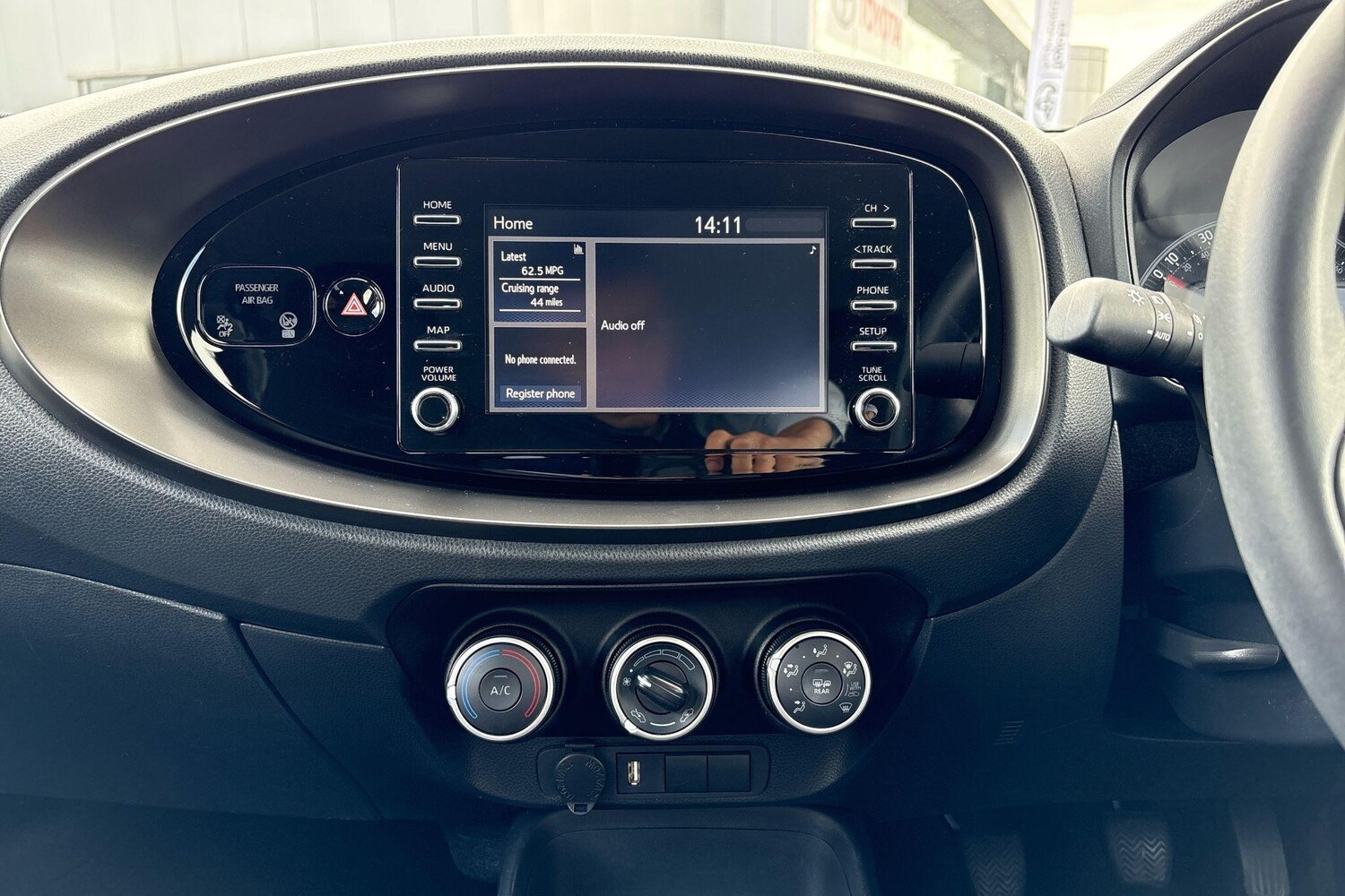 Used Toyota Aygo X 2023 for sale - 75842477: Photo 7