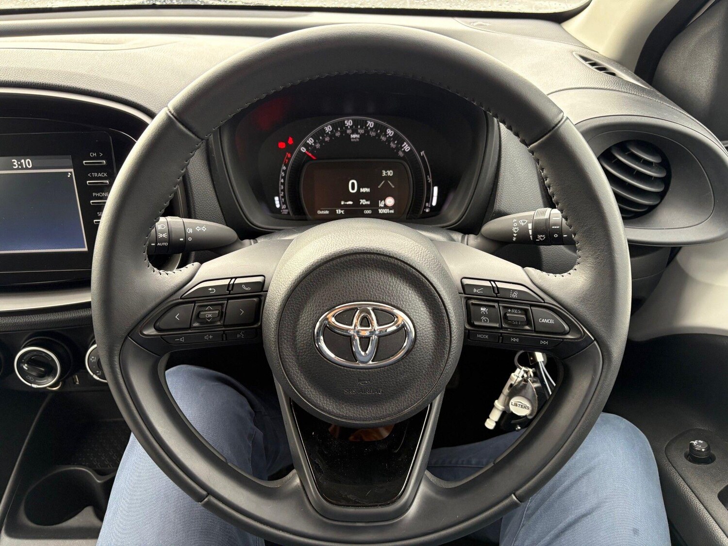 Used Toyota Aygo X 2023 for sale - 75842477: Photo 9