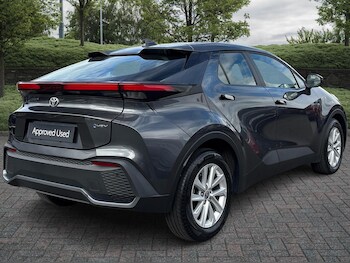 Used Toyota C-HR 2024 for sale - 75783429: Photo