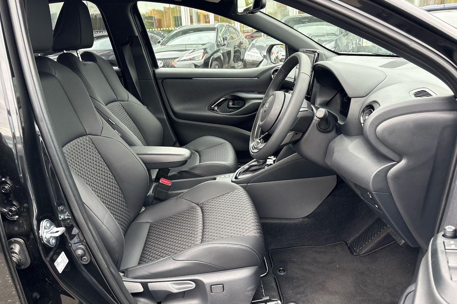 Used Toyota Yaris 2025 for sale - 76486672: Photo 18