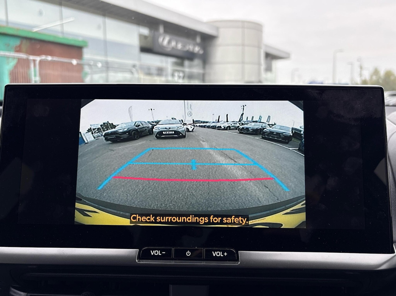 Used Toyota C-HR 2025 for sale - 76486678: Photo 24