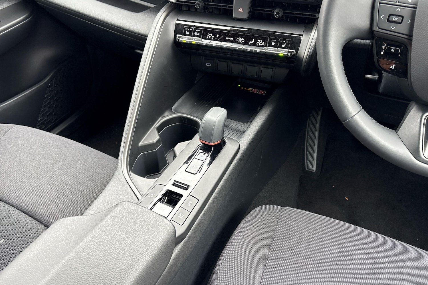 Used Toyota C-HR 2025 for sale - 76486678: Photo 32