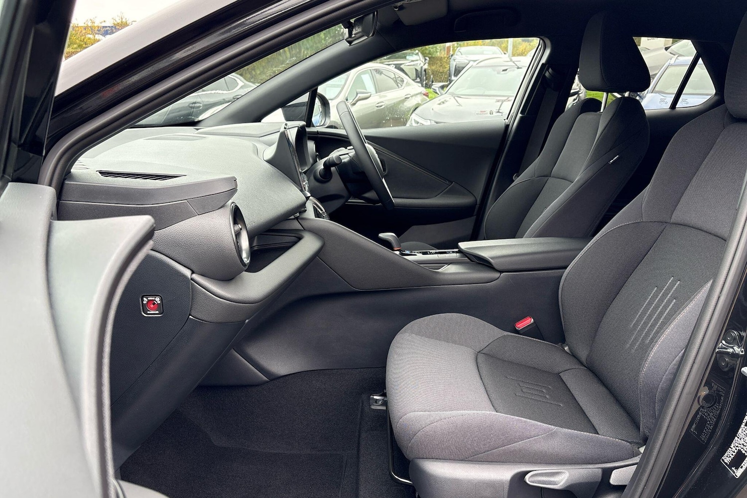 Used Toyota C-HR 2025 for sale - 76486678: Photo 44