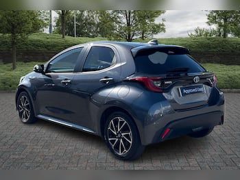Used Toyota Yaris 2023 for sale - 79699635: Photo
