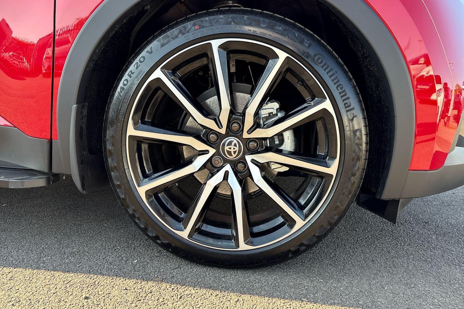 Used Toyota C-HR 2025 for sale - 76635348: Photo 23