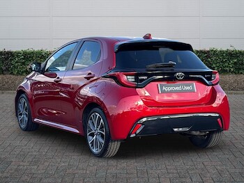 Used Toyota Yaris 2024 for sale - 78036217: Photo