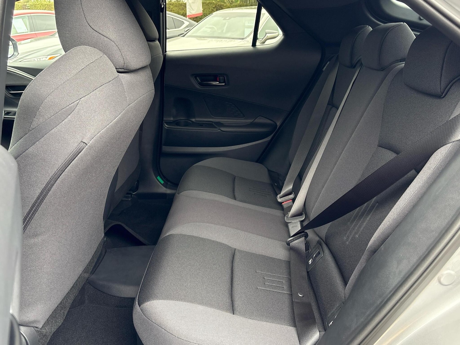 Used Toyota C-HR 2025 for sale - 76635366: Photo 12