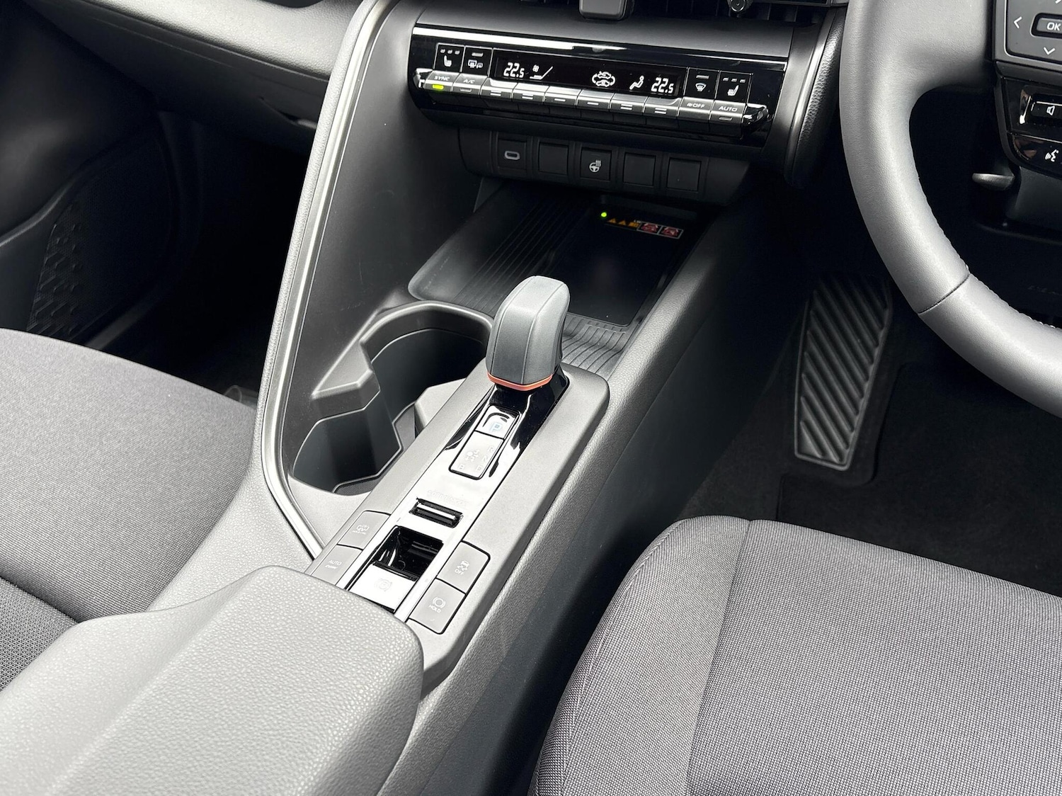 Used Toyota C-HR 2025 for sale - 76635366: Photo 22