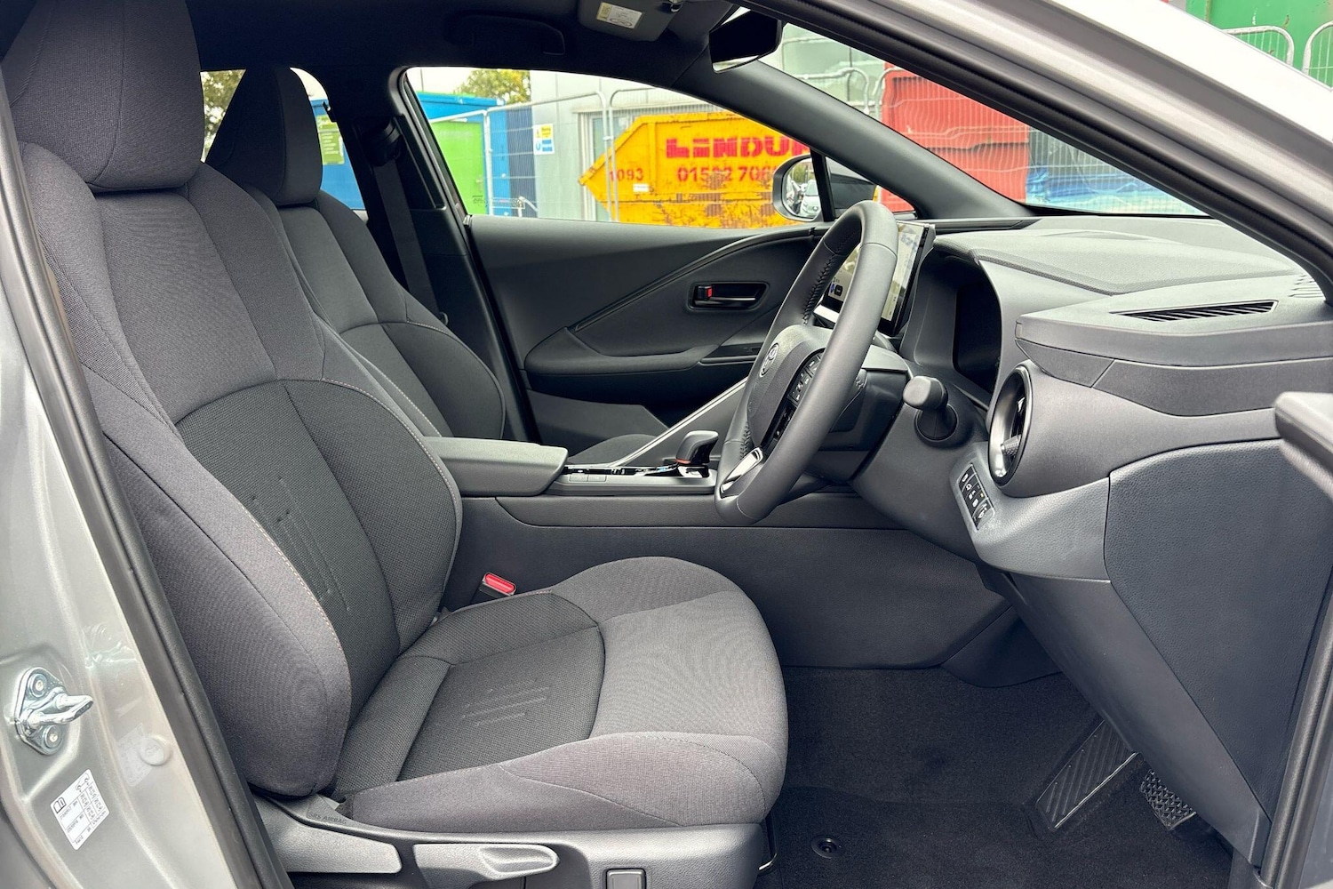 Used Toyota C-HR 2025 for sale - 76635366: Photo 47