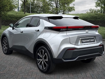 Used Toyota C-HR 2025 for sale - 76635366: Photo