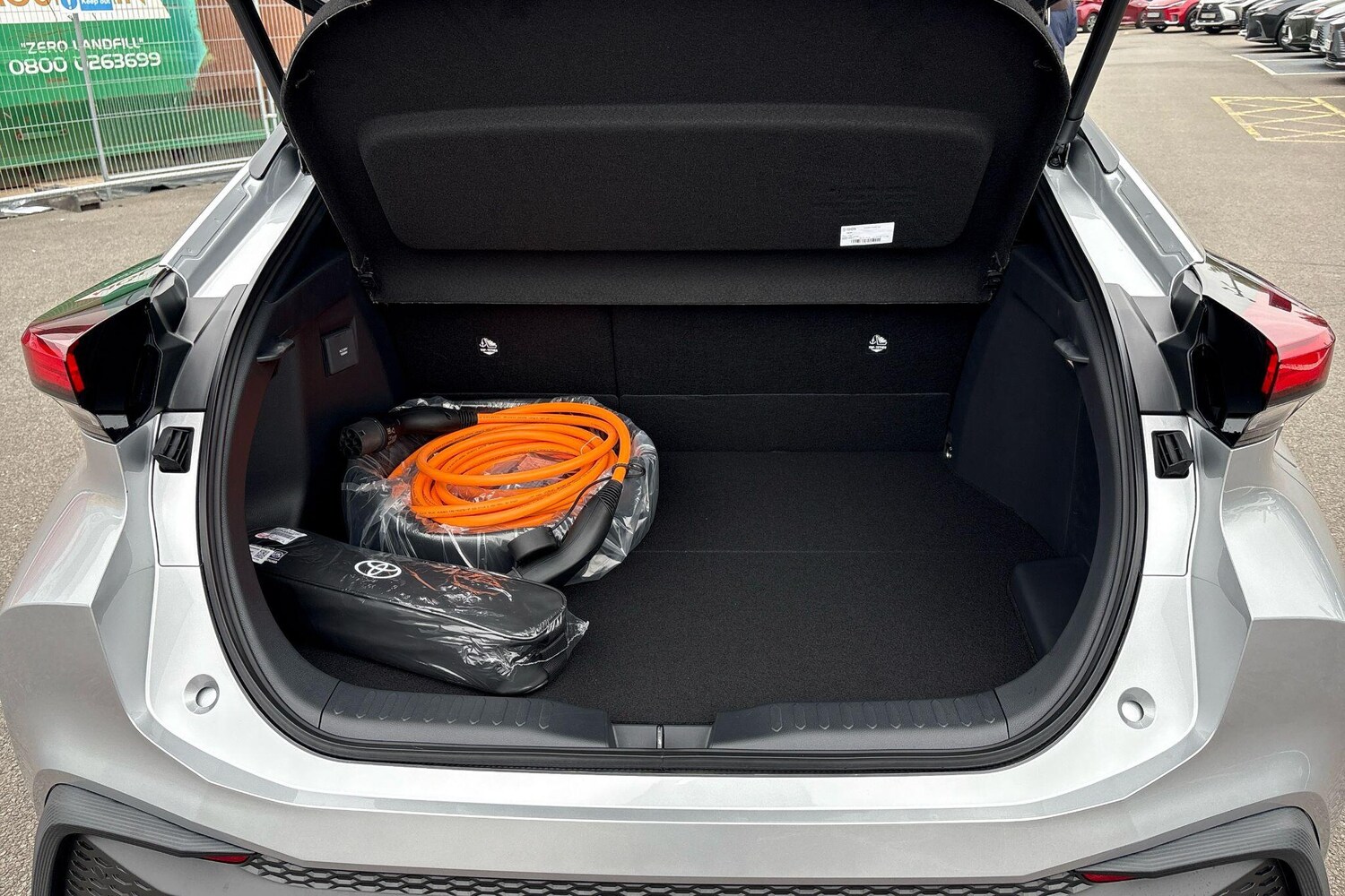 Used Toyota C-HR 2025 for sale - 76635366: Photo 50