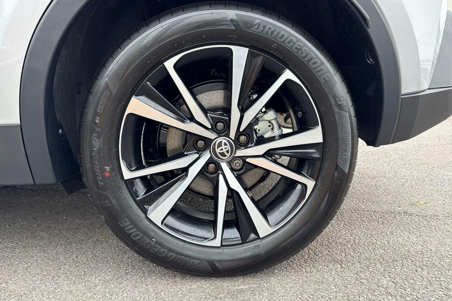 Used Toyota C-HR 2025 for sale - 76635366: Photo 53