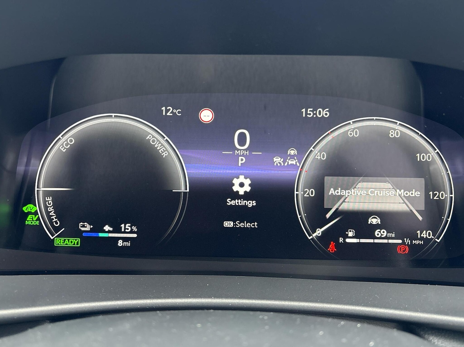 Used Toyota C-HR 2025 for sale - 76635366: Photo 9