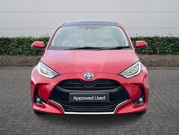 Used Toyota Yaris 2022 for sale - 76800490: Photo