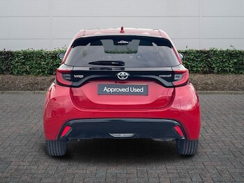 Used Toyota Yaris 2022 for sale - 76800490: Photo