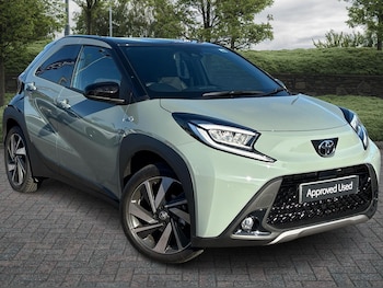 2025 (75) - 1.0 VVT-i Exclusive 5dr