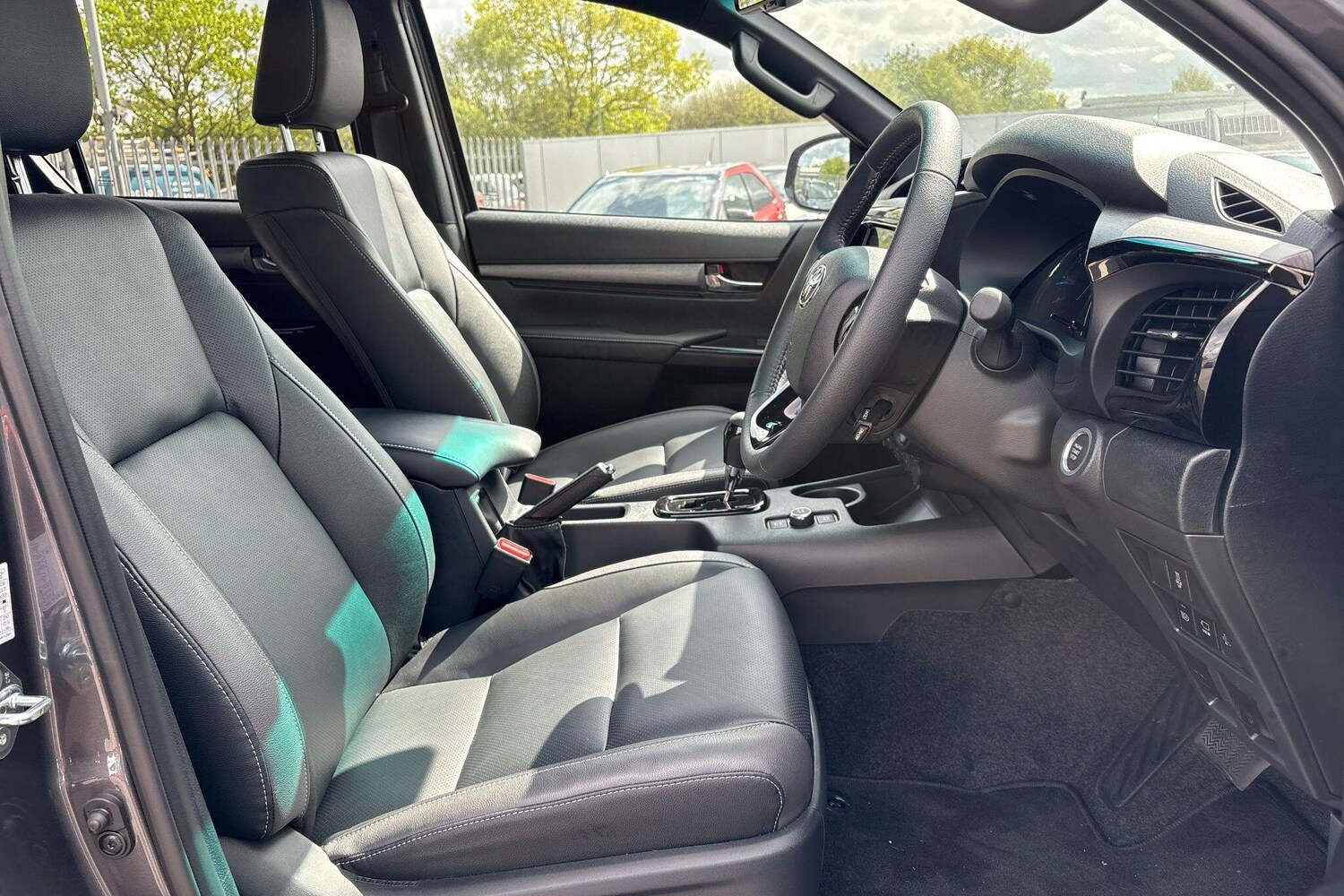 Used Toyota Hilux 2025 for sale - 76486620: Photo 18