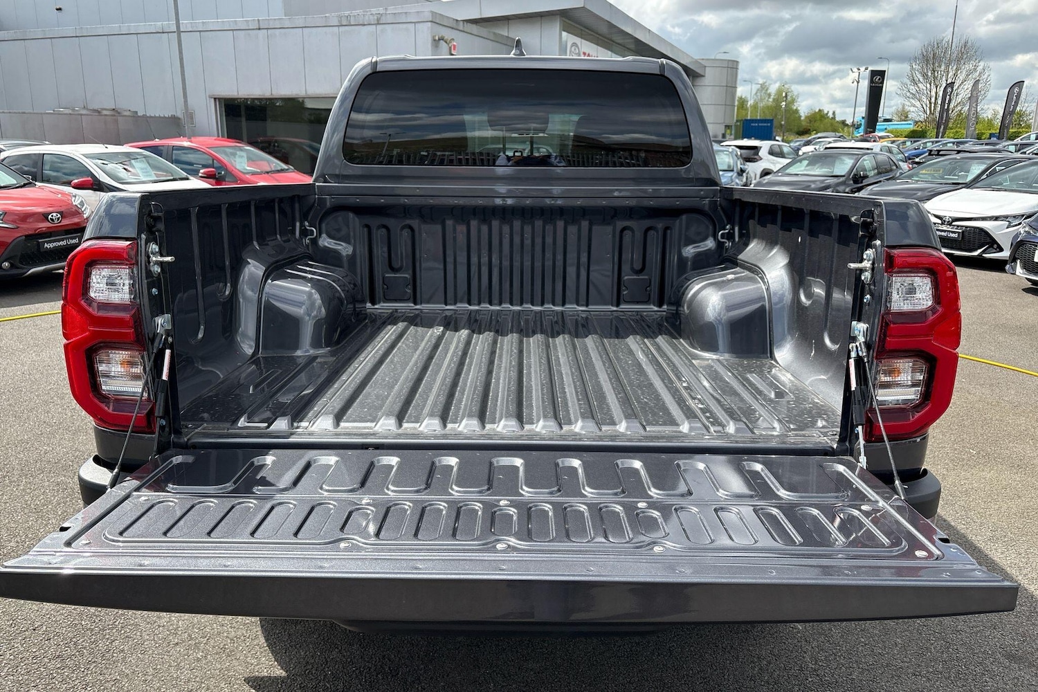 Used Toyota Hilux 2025 for sale - 76486620: Photo 22