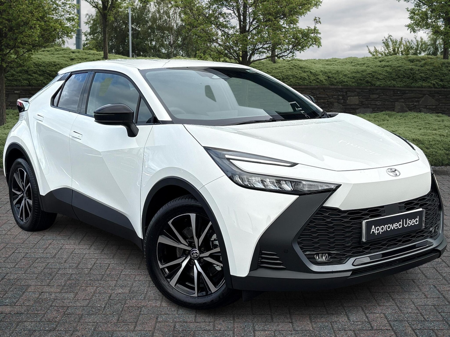 Used Toyota C-HR 2025 for sale - 76635398: Photo 1