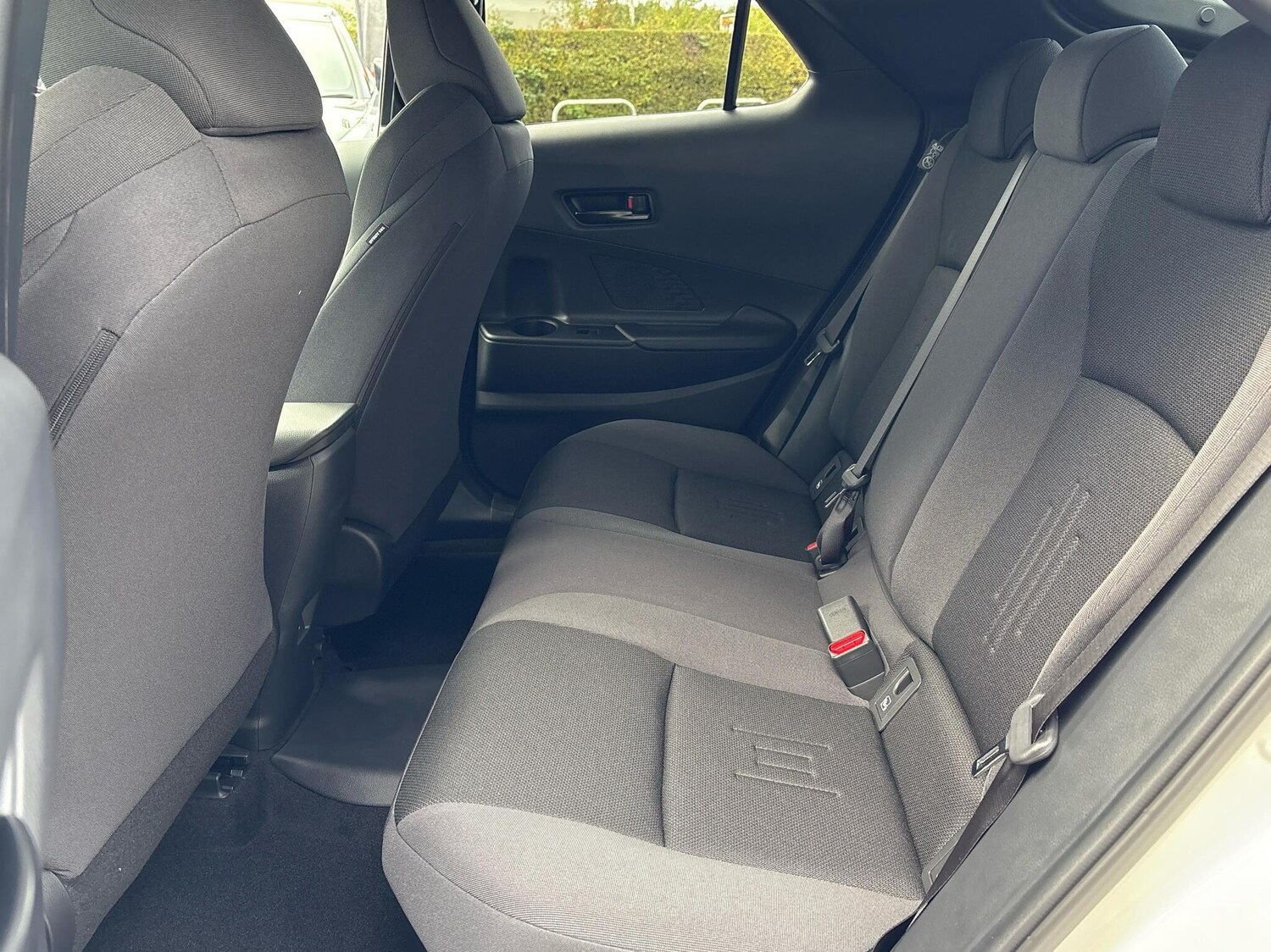 Used Toyota C-HR 2025 for sale - 76635398: Photo 12