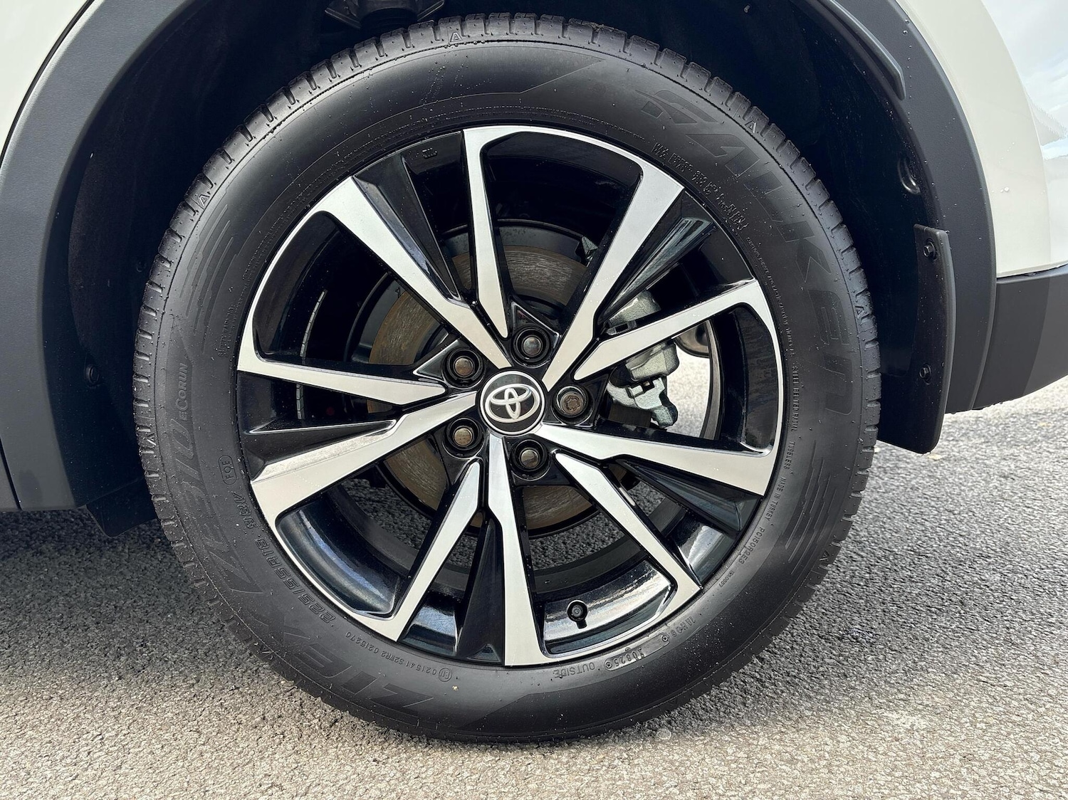 Used Toyota C-HR 2025 for sale - 76635398: Photo 21