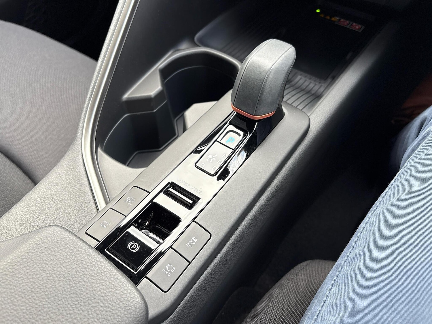 Used Toyota C-HR 2025 for sale - 76635398: Photo 23