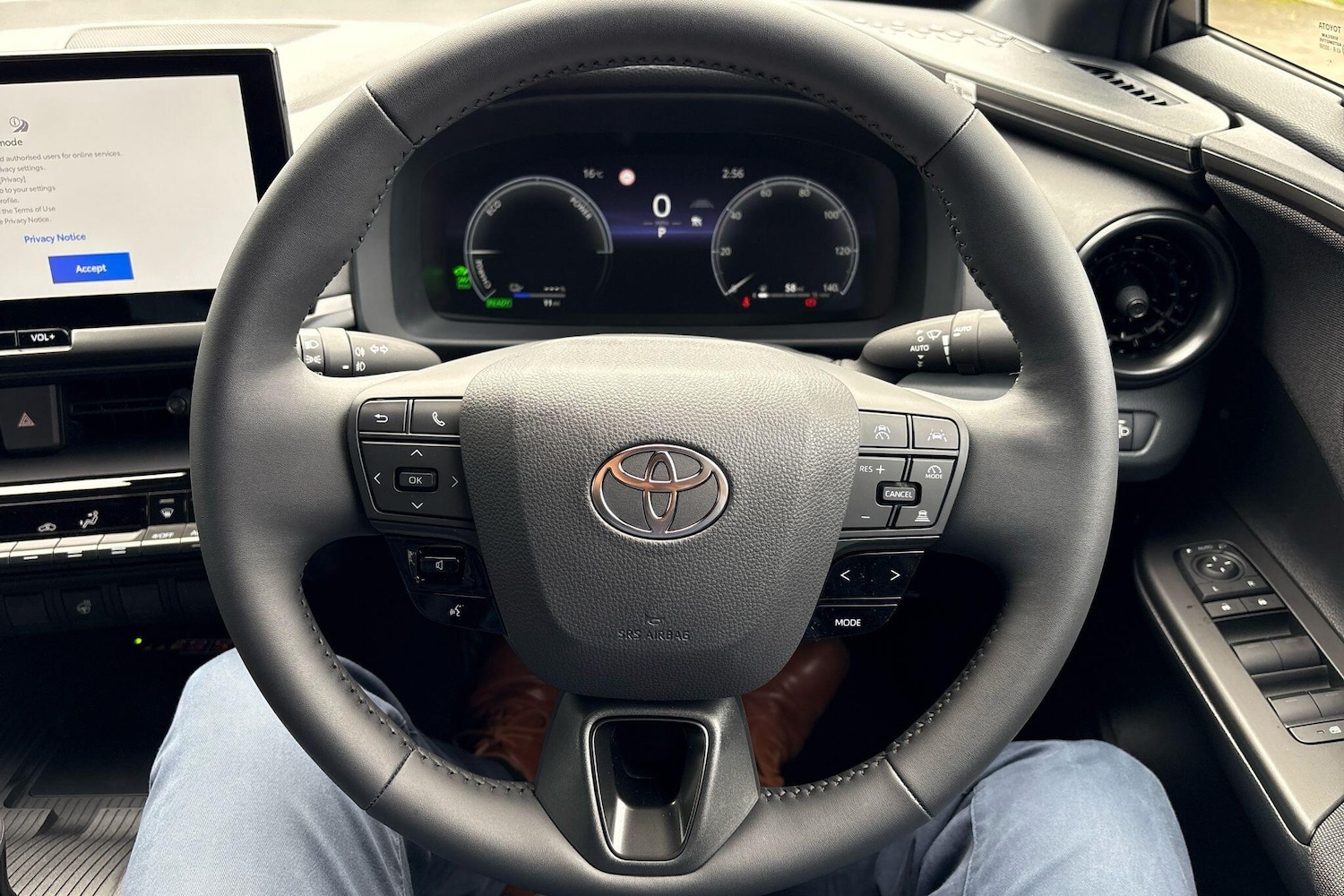 Used Toyota C-HR 2025 for sale - 76635398: Photo 36