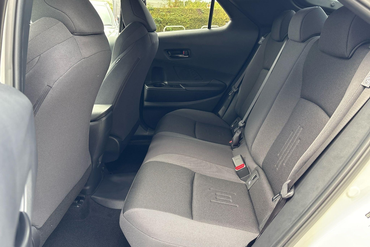 Used Toyota C-HR 2025 for sale - 76635398: Photo 46