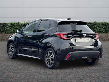Used Toyota Yaris 2023 for sale - 79485556: Photo