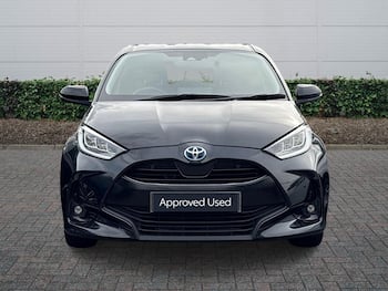 Used Toyota Yaris 2023 for sale - 79485556: Photo