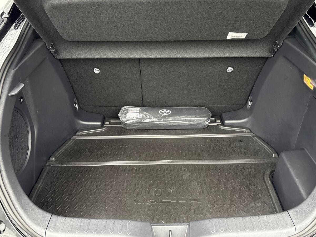 Used Toyota C-HR 2024 for sale - 77013625: Photo 18