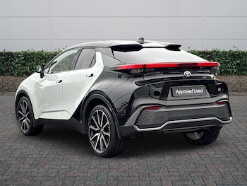 Used Toyota C-HR 2024 for sale - 77013625: Photo