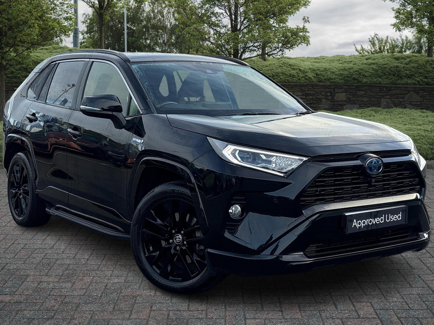 Used Toyota RAV4 2021 for sale - 76190648: Photo 1