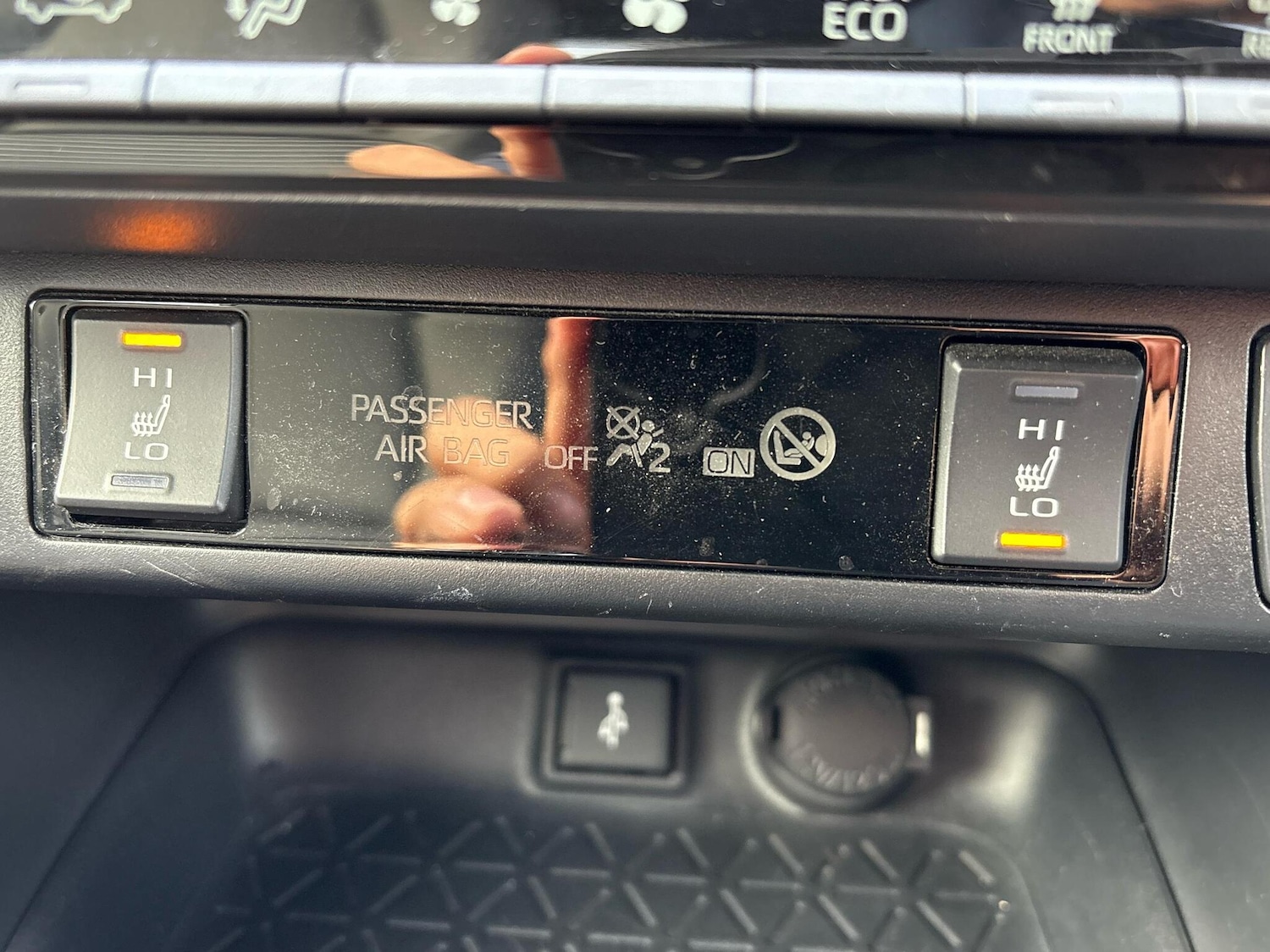 Used Toyota RAV4 2021 for sale - 76190648: Photo 25