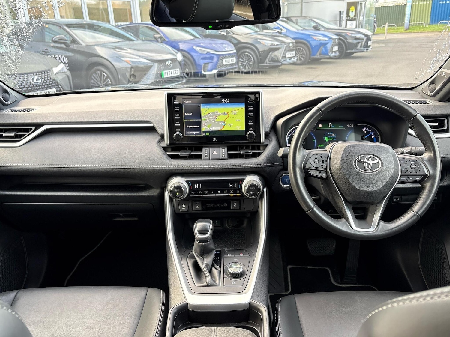 Used Toyota RAV4 2021 for sale - 76190648: Photo 5