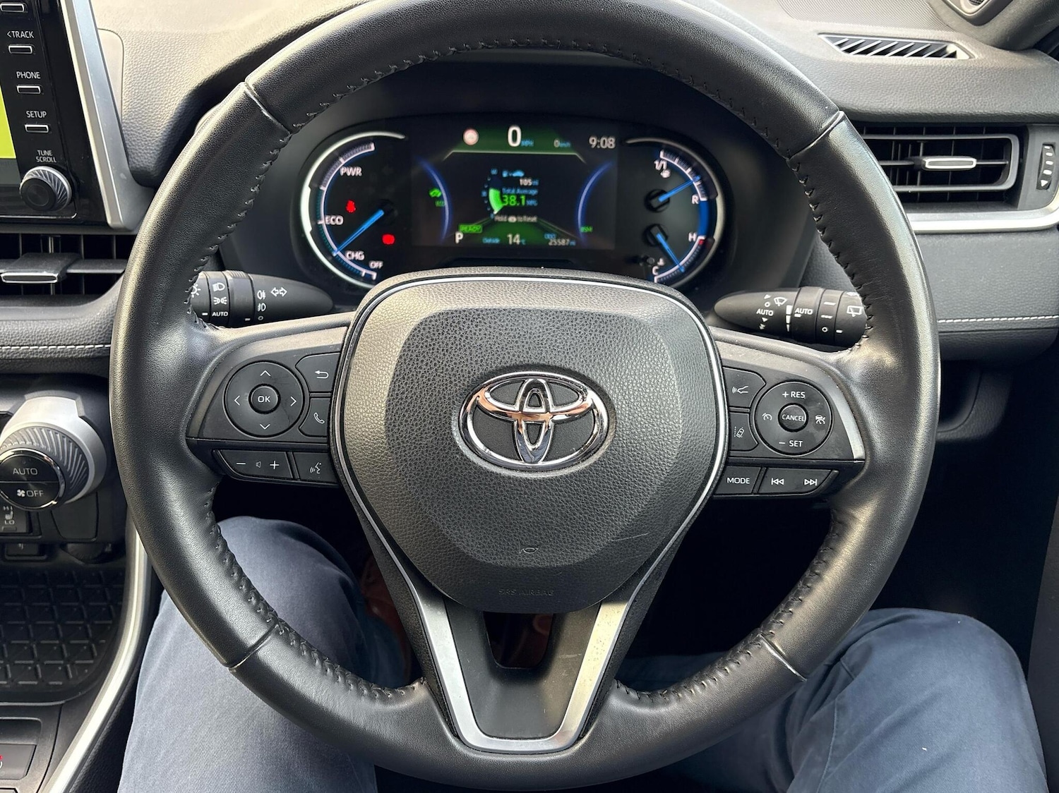 Used Toyota RAV4 2021 for sale - 76190648: Photo 8