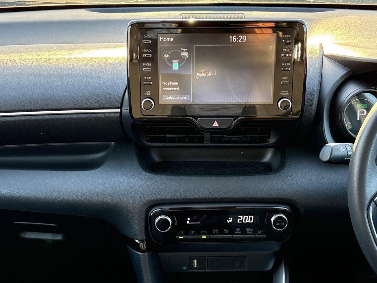 Used Toyota Yaris 2023 for sale - 77959270: Photo 11