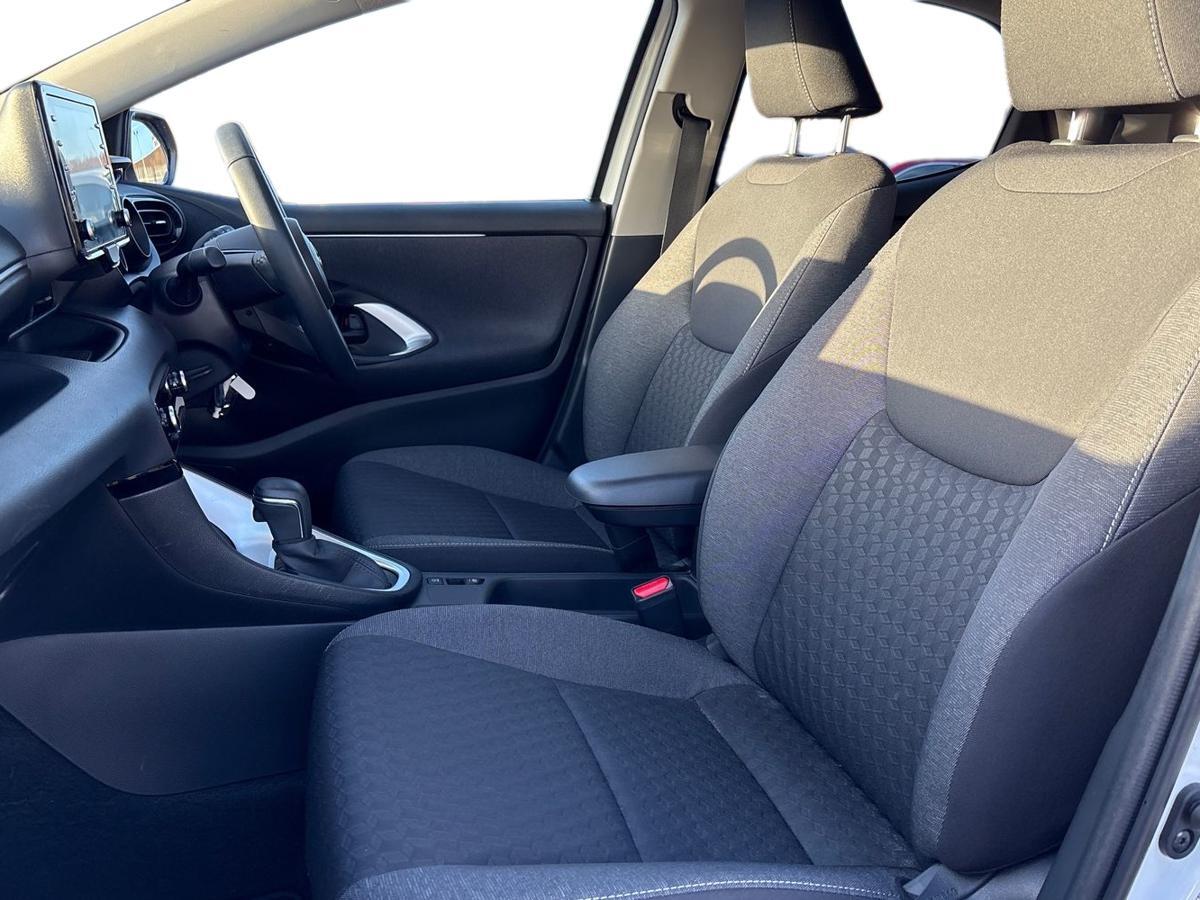 Used Toyota Yaris 2023 for sale - 77959270: Photo 7