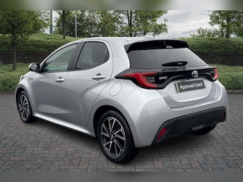 Used Toyota Yaris 2023 for sale - 78855964: Photo
