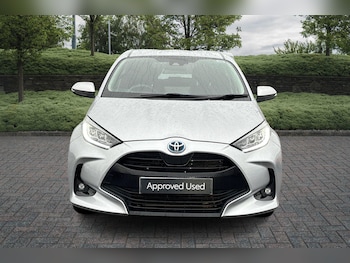 Used Toyota Yaris 2023 for sale - 78855964: Photo