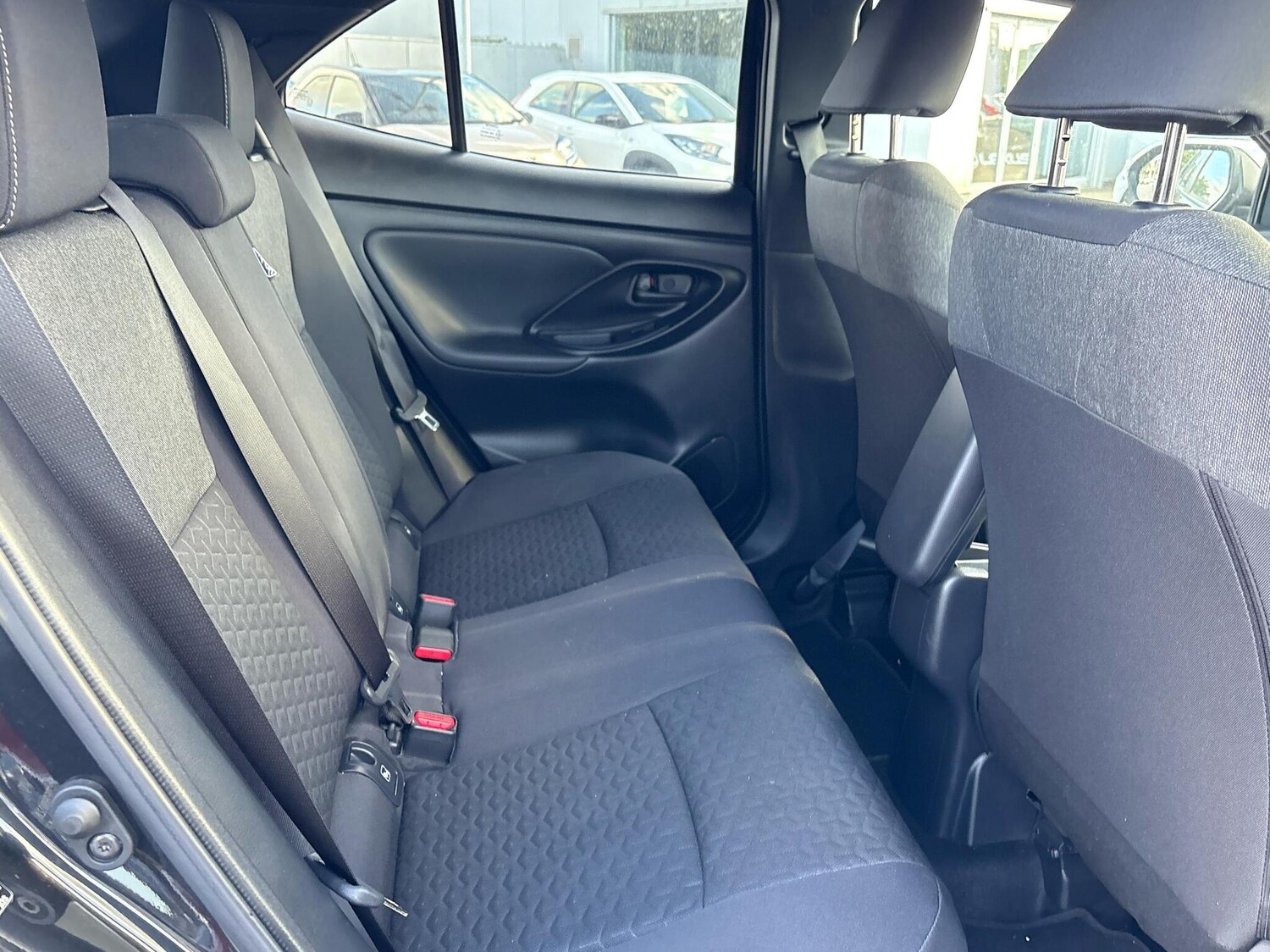 Used Toyota Yaris 2024 for sale - 75842344: Photo 19