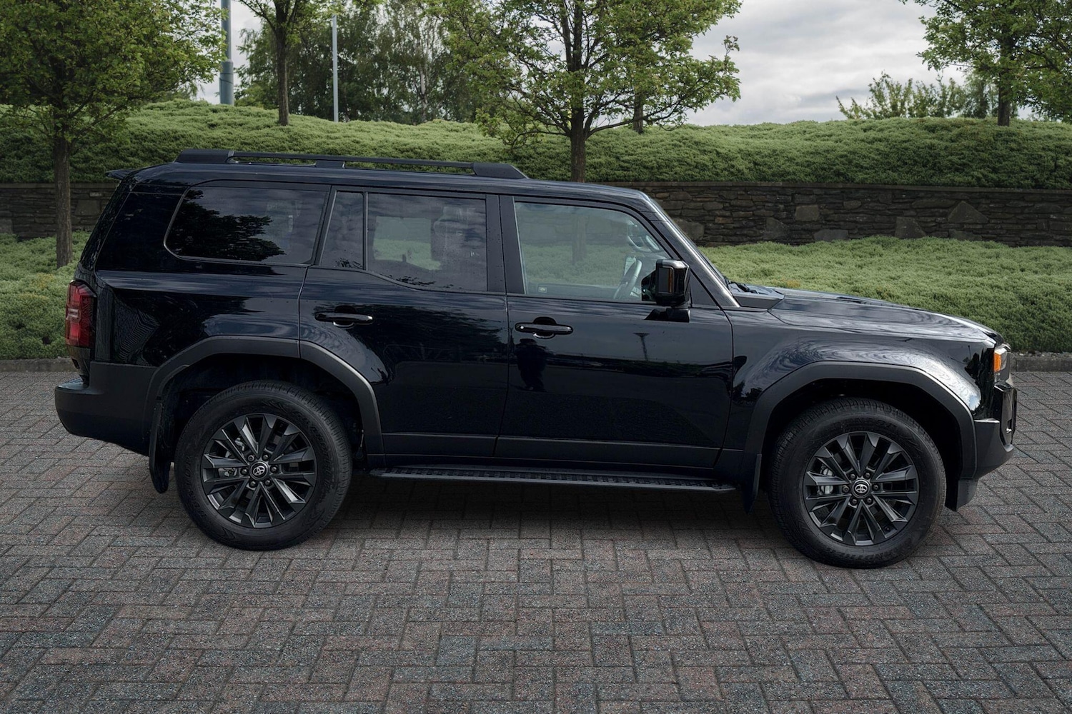 Used Toyota Land Cruiser 2024 for sale - 76486630: Photo 14