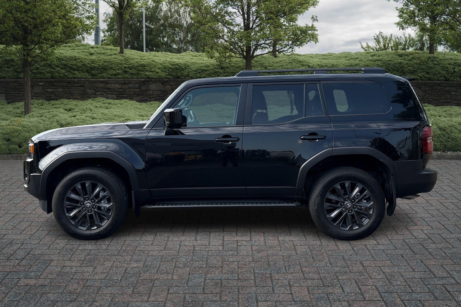 Used Toyota Land Cruiser 2024 for sale - 76486630: Photo 15