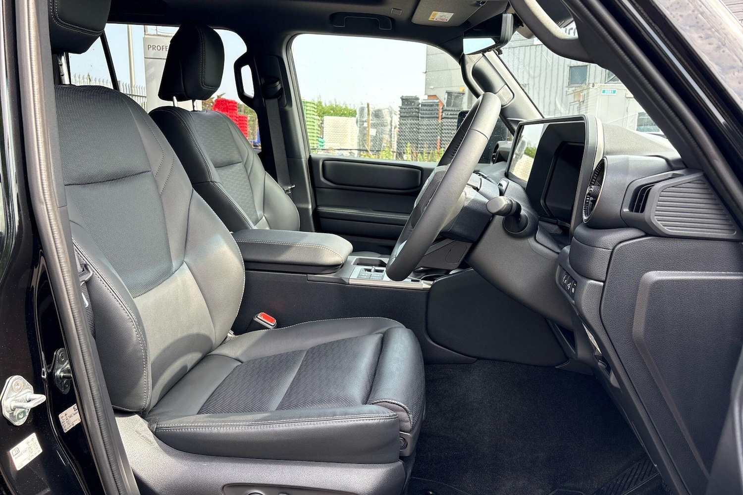 Used Toyota Land Cruiser 2024 for sale - 76486630: Photo 18