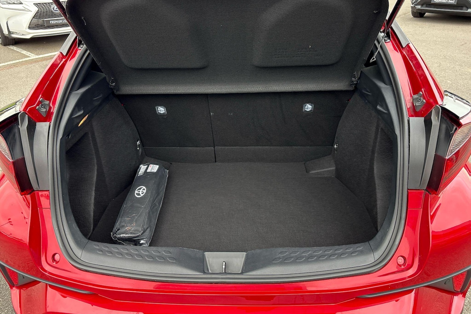 Used Toyota C-HR 2023 for sale - 76662315: Photo 21