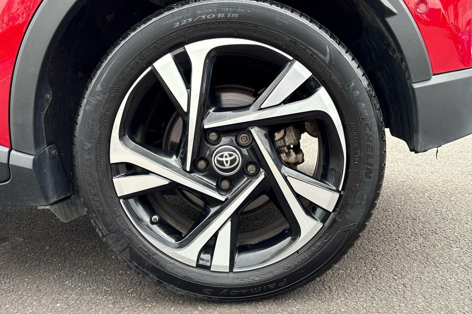 Used Toyota C-HR 2023 for sale - 76662315: Photo 24