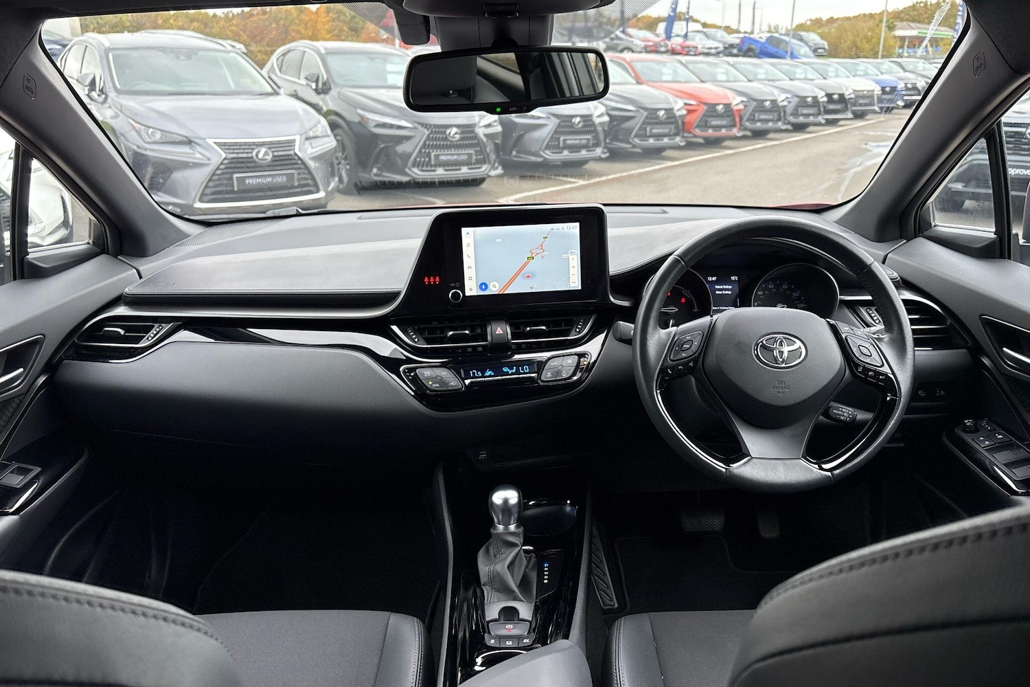 Used Toyota C-HR 2023 for sale - 76662315: Photo 5