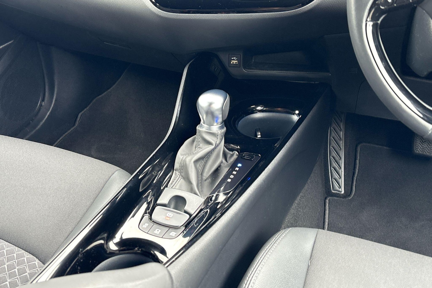 Used Toyota C-HR 2023 for sale - 76662315: Photo 6