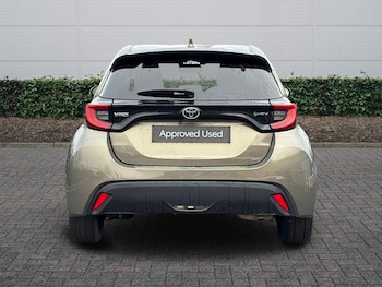 Used Toyota Yaris 2024 for sale - 77157519: Photo