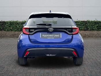 Used Toyota Yaris 2024 for sale - 77840908: Photo